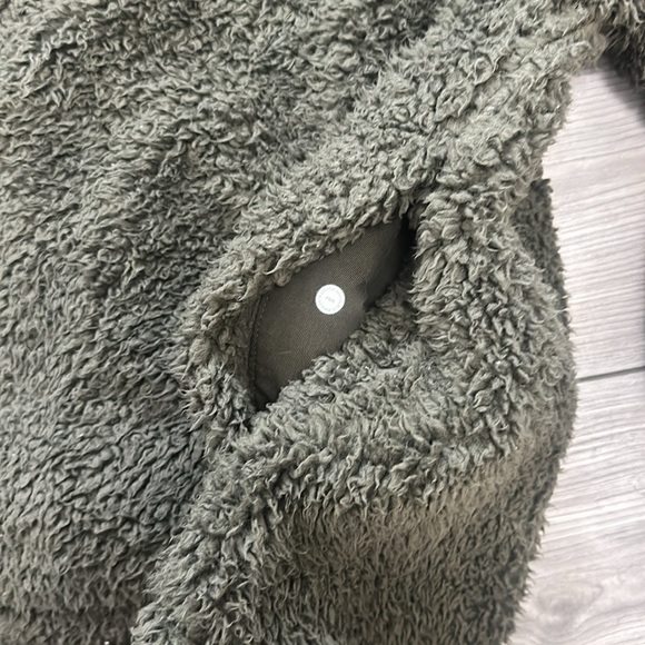 Lululemon Sherpa Warmth Restore Pullover Olive Green Xs/S - Picture 3 of 7
